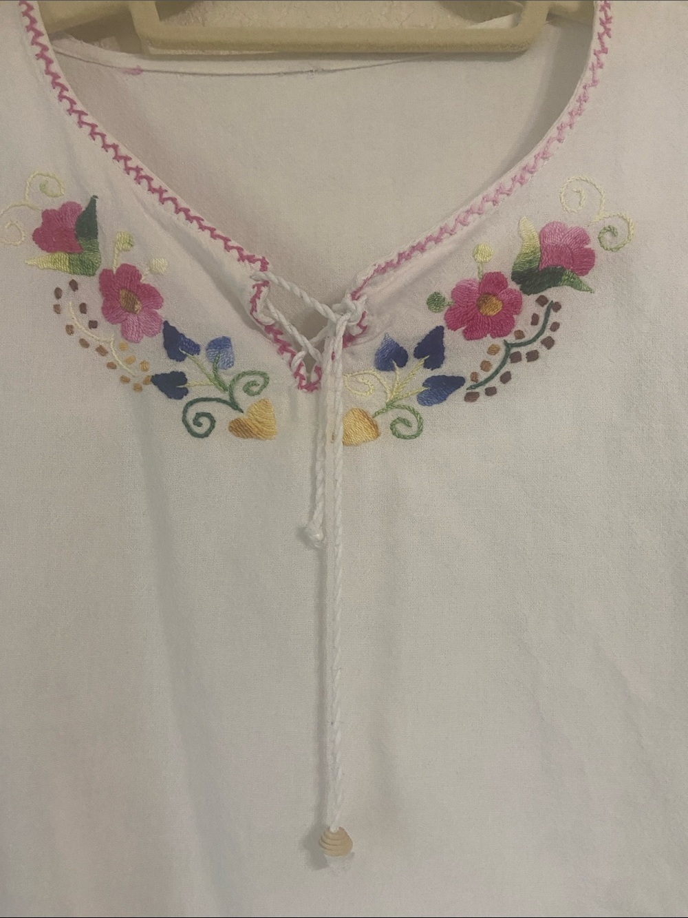White Embroidered Floral Tie-Front Women’s Top - Picture 2 of 4